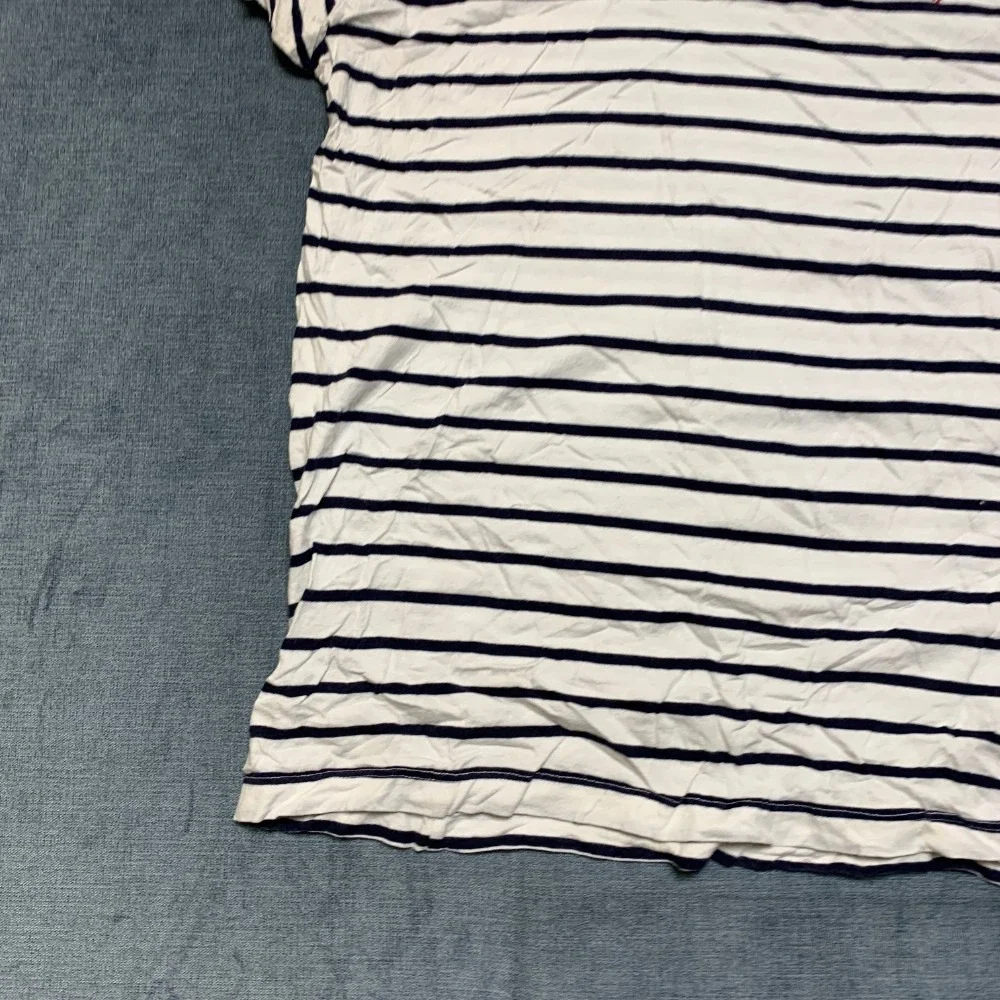 U.S. Polo Assn. T Shirt Mens Medium White Navy Striped V-Neck Short Sleeve Logo